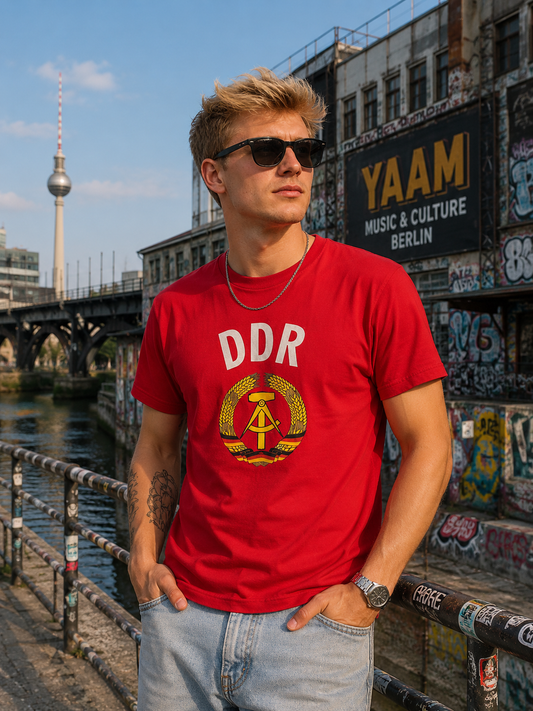 DDR T-Shirt (rot)