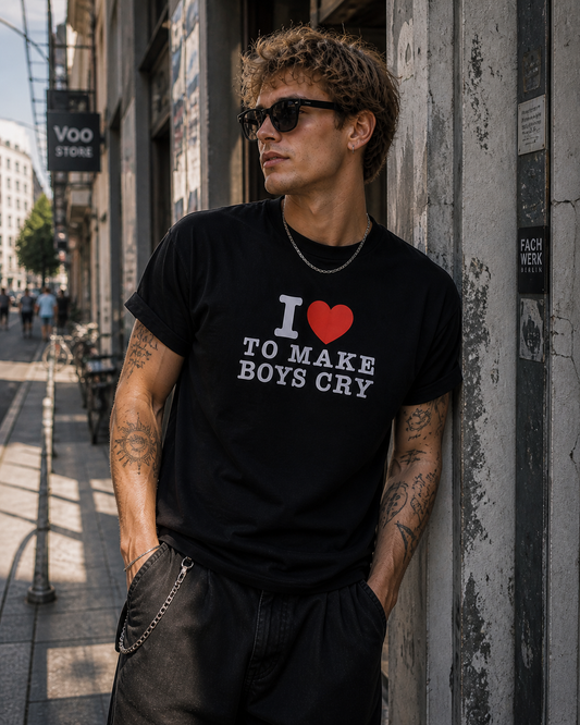 I ♥️TO MAKE BOYS CRY T-Shirt schwarz