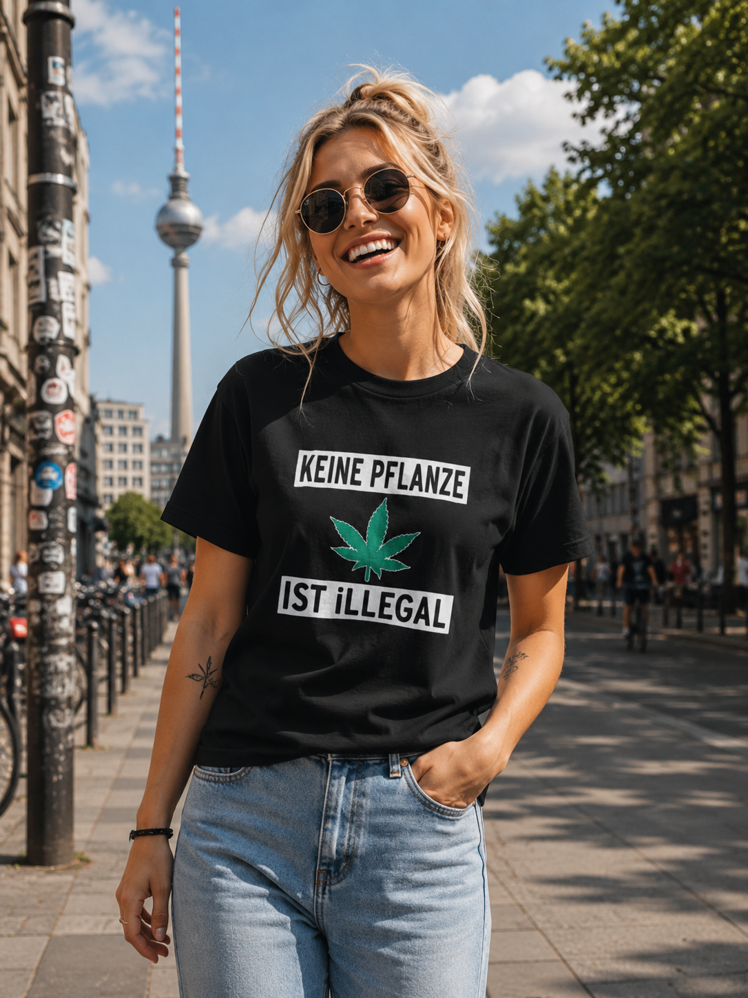 Not Illegal Berlin T-Shirt (schwarz)